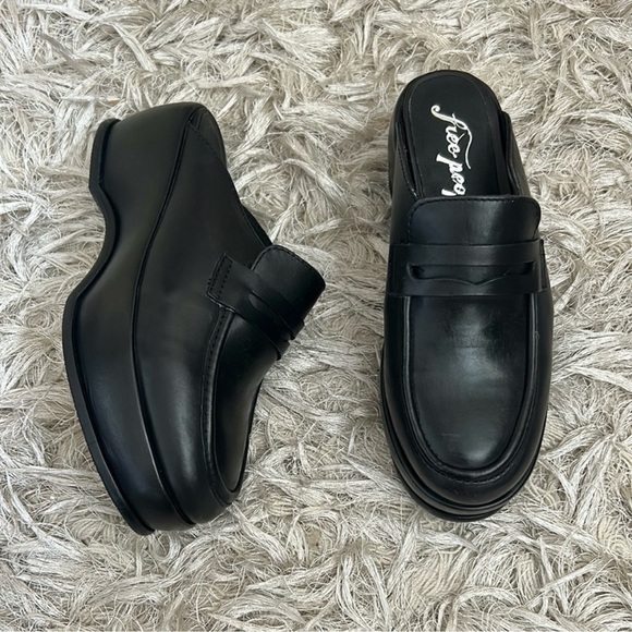 NWOB Free People Winston Black Leather
Platform Loafers Mules size 36 US 6 - Picture 8 of 15